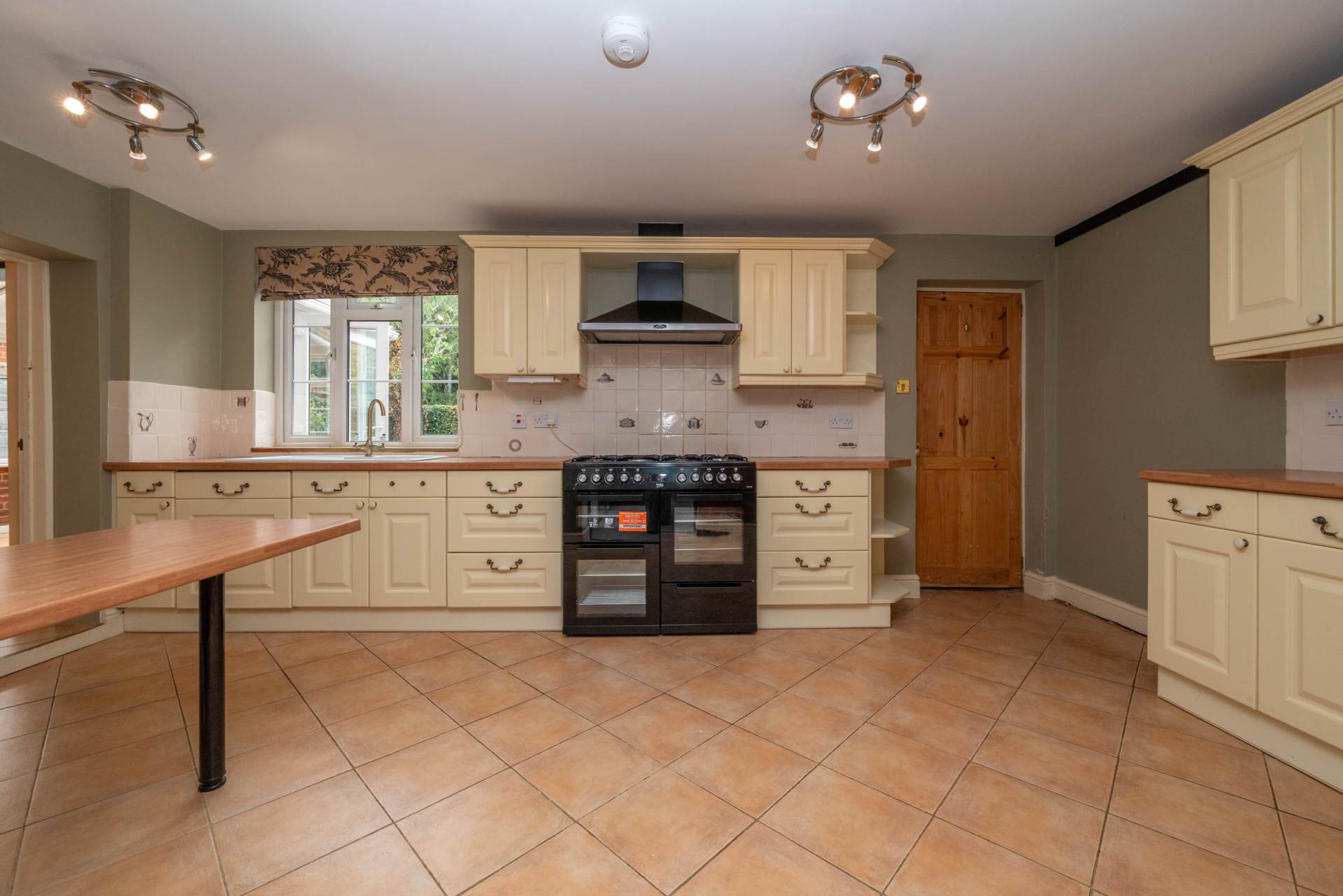 Additional Property Image 4 bedroom Semi Detached for sale in Canterbury 5
