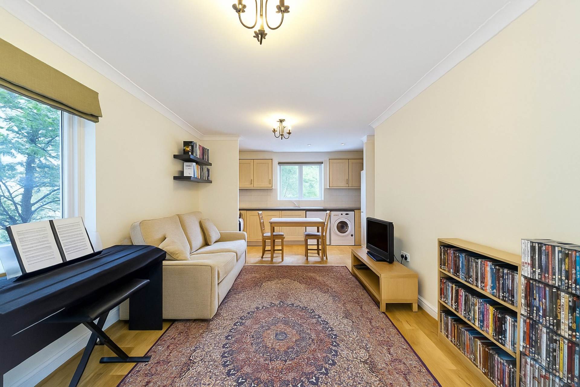 Additional Property Image 2 bedroom Flat for sale in Canterbury 3