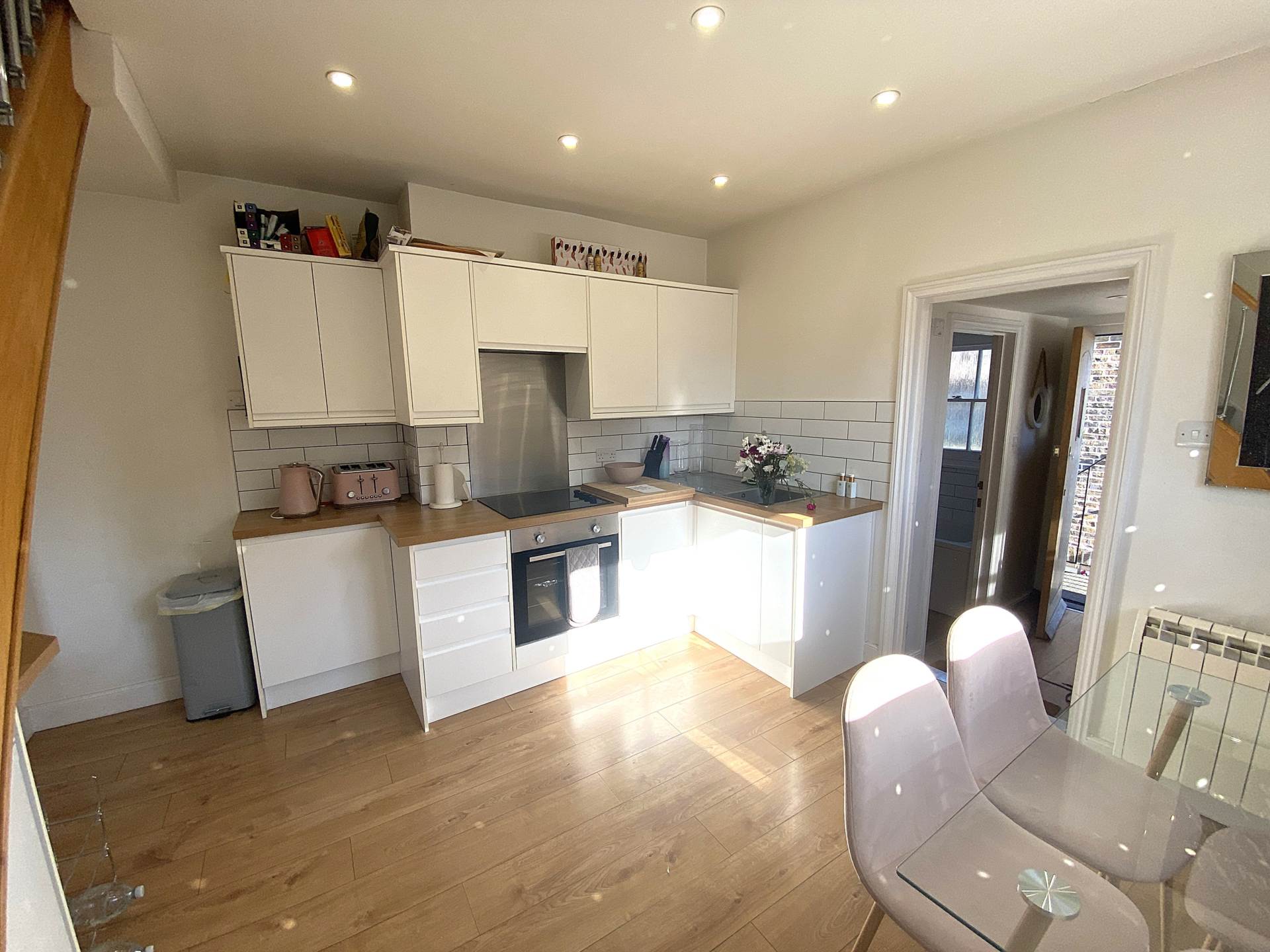 Additional Property Image 2 bedroom Flat to rent in Whitstable 2