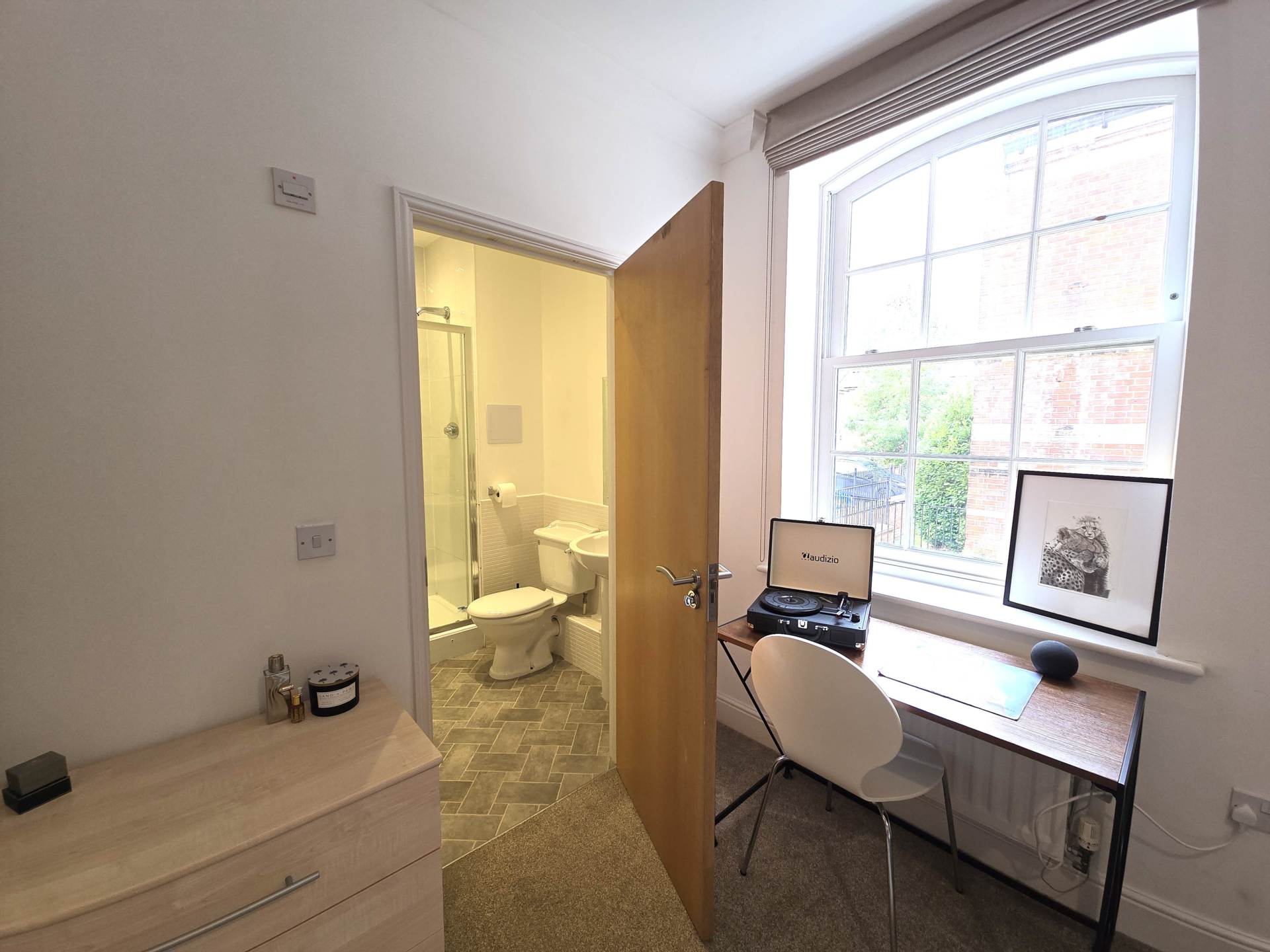 Additional Property Image 2 bedroom Apartment for sale in Canterbury 9