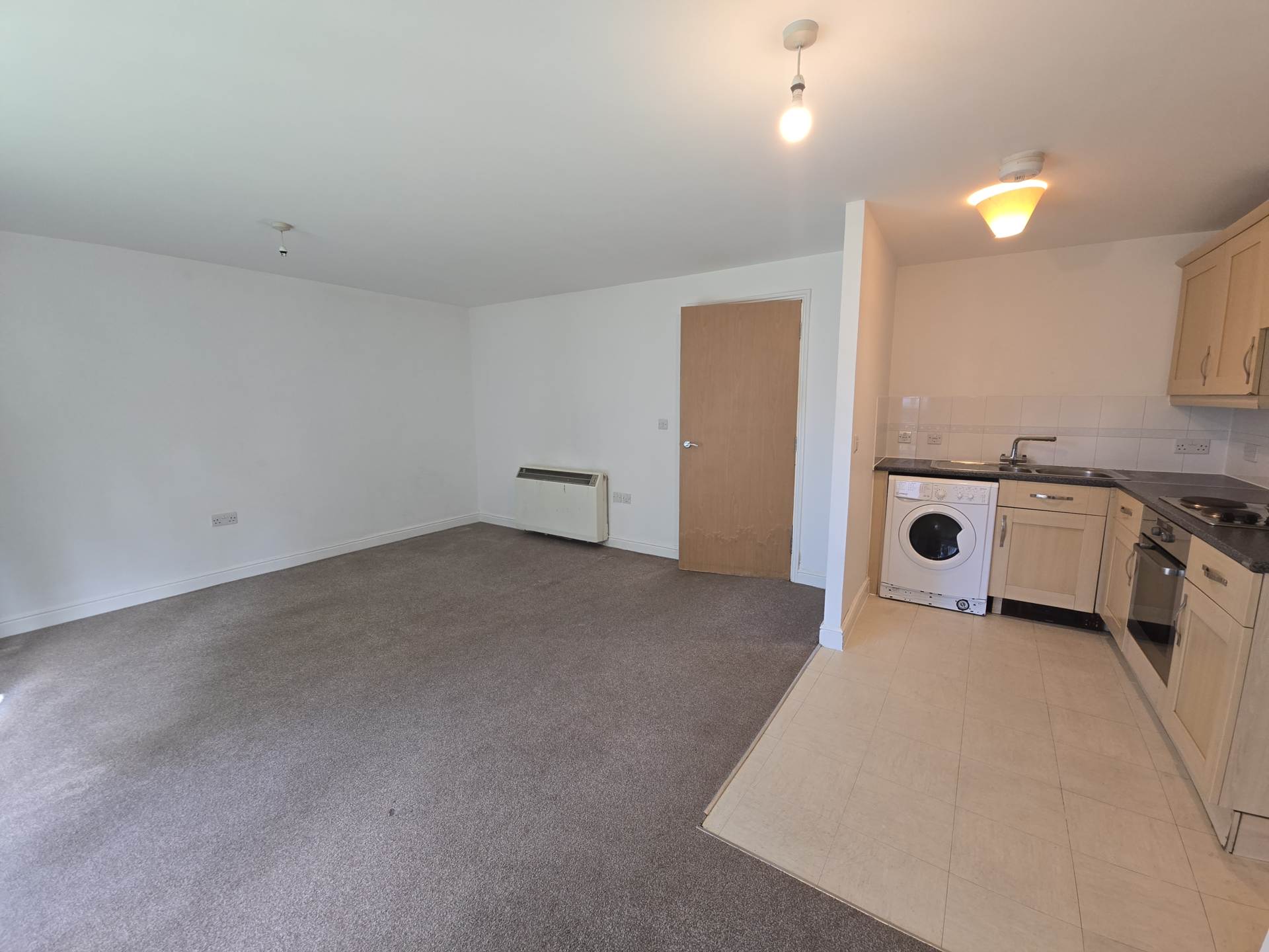 Additional Property Image 2 bedroom Flat for sale in Canterbury 2
