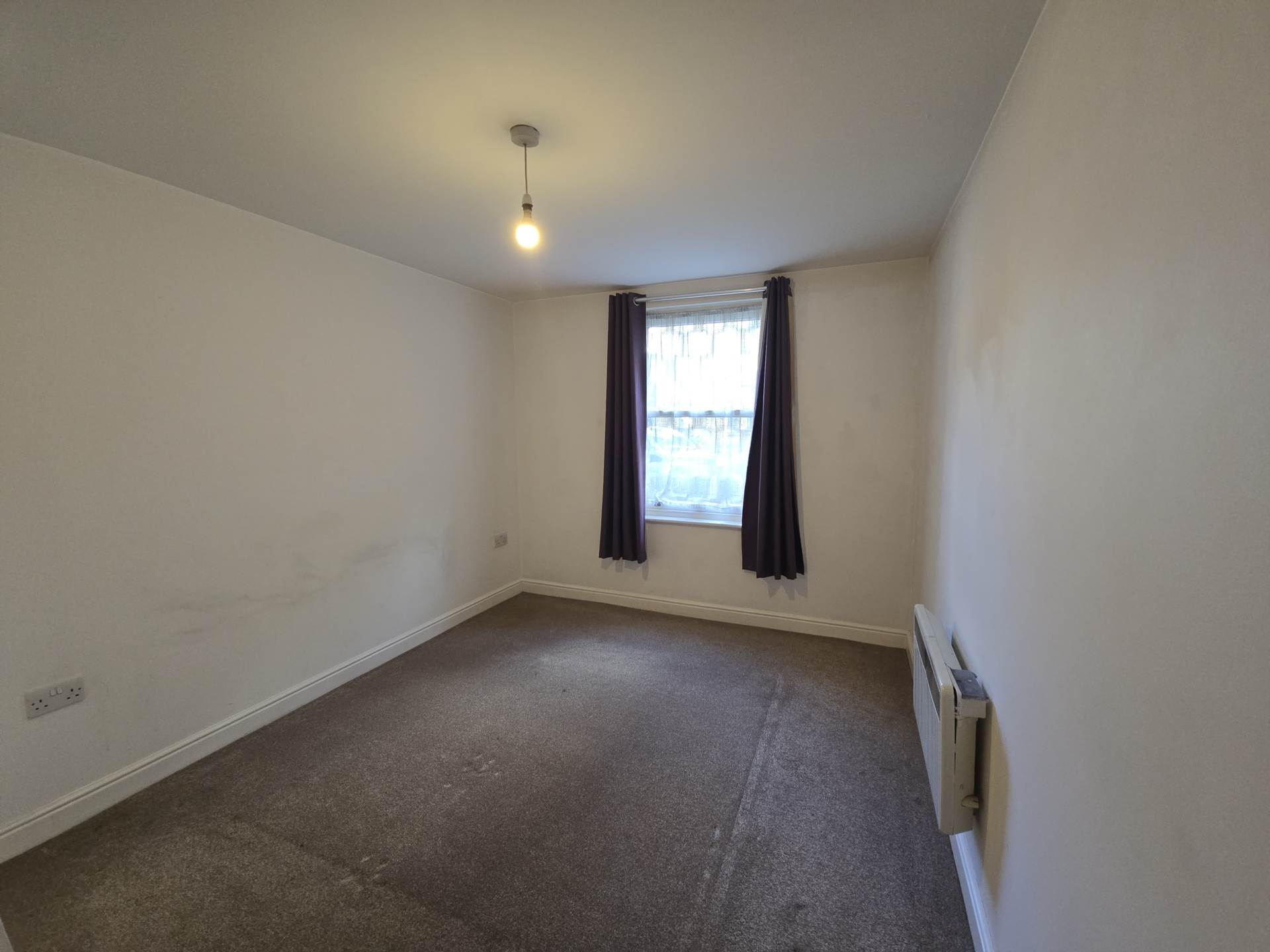 Additional Property Image 2 bedroom Flat for sale in Canterbury 4