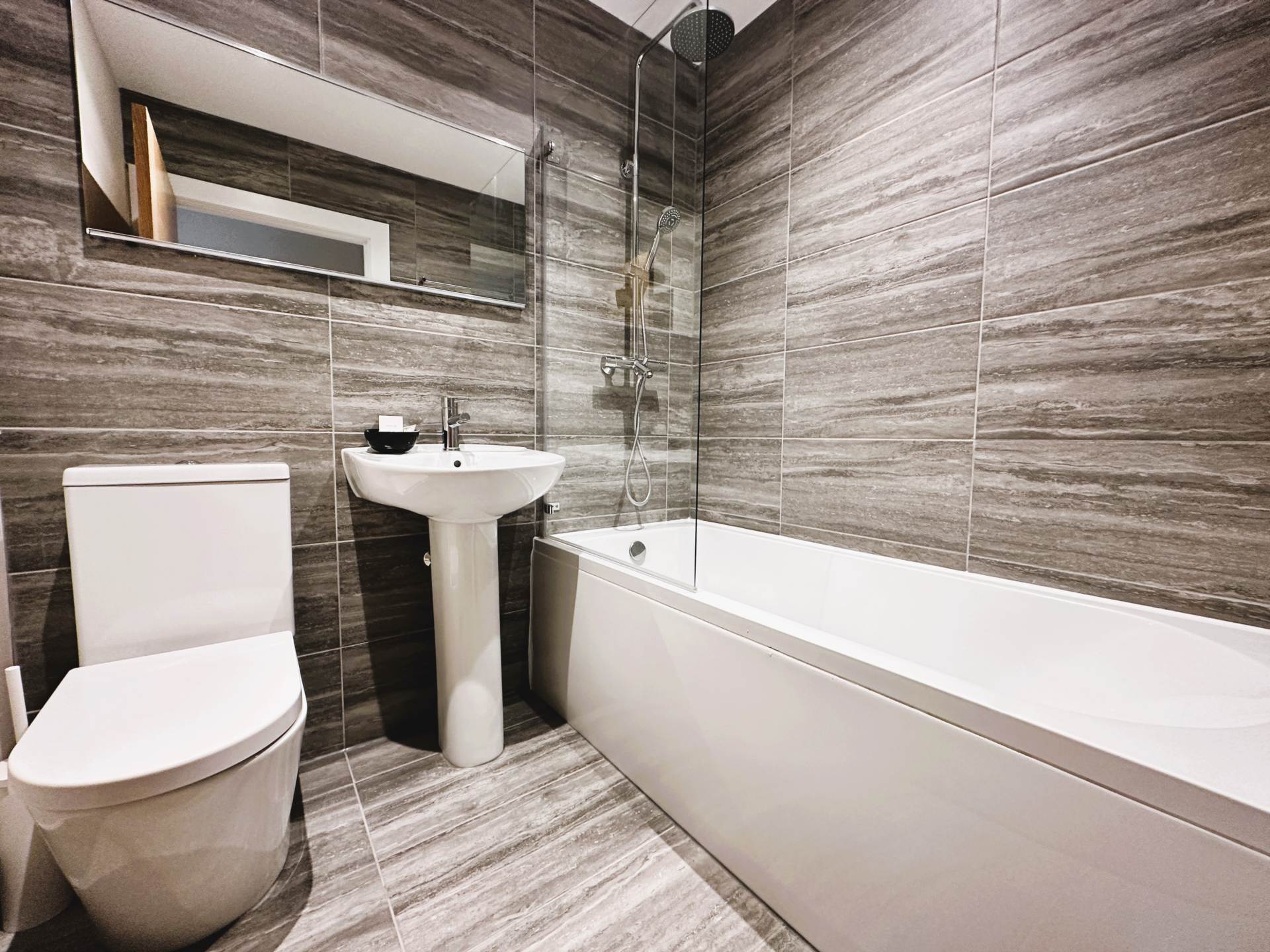 Additional Property Image 2 bedroom Flat to rent in Canterbury 8
