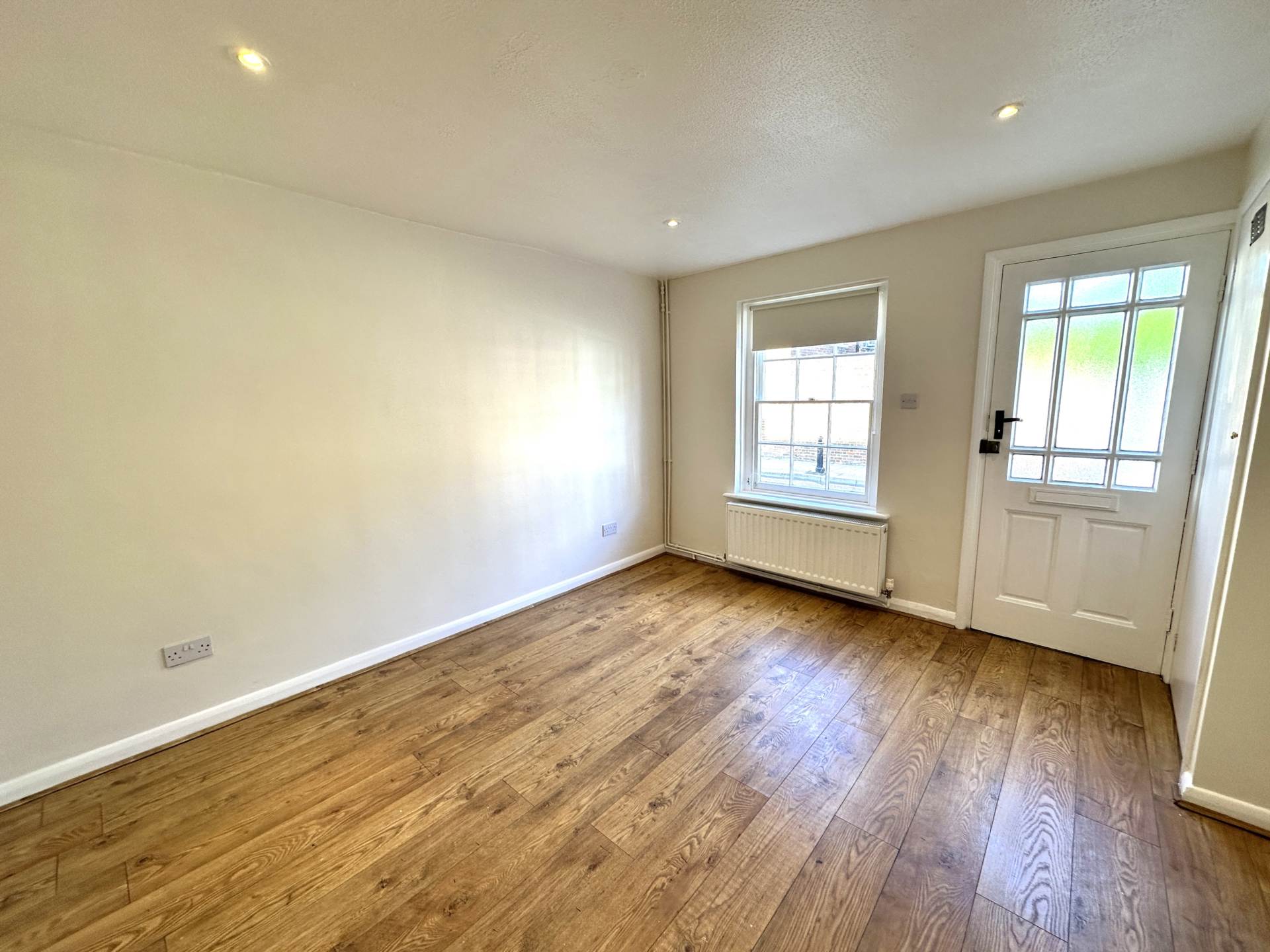Additional Property Image 2 bedroom End of Terrace to rent in Canterbury 2