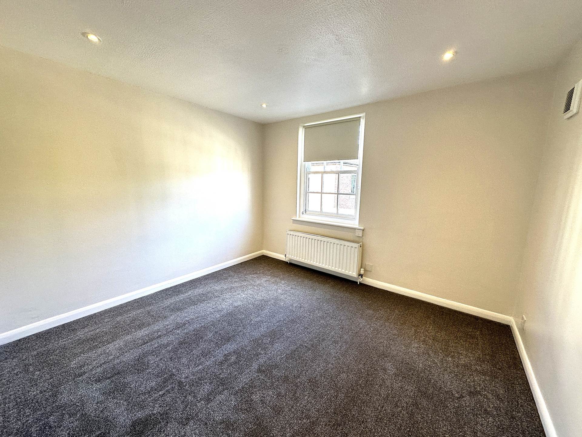 Additional Property Image 2 bedroom End of Terrace to rent in Canterbury 6