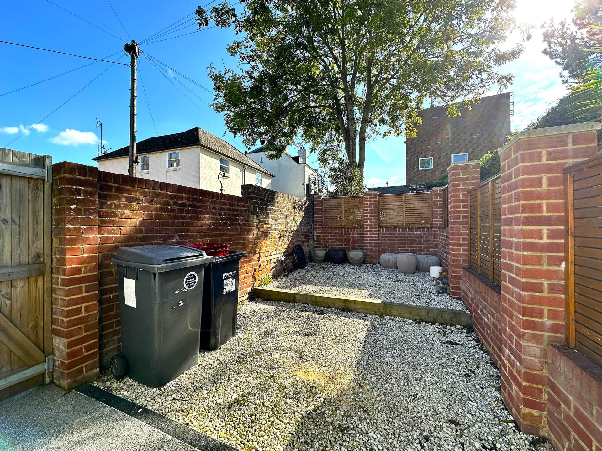 Additional Property Image 2 bedroom End of Terrace to rent in Canterbury 8