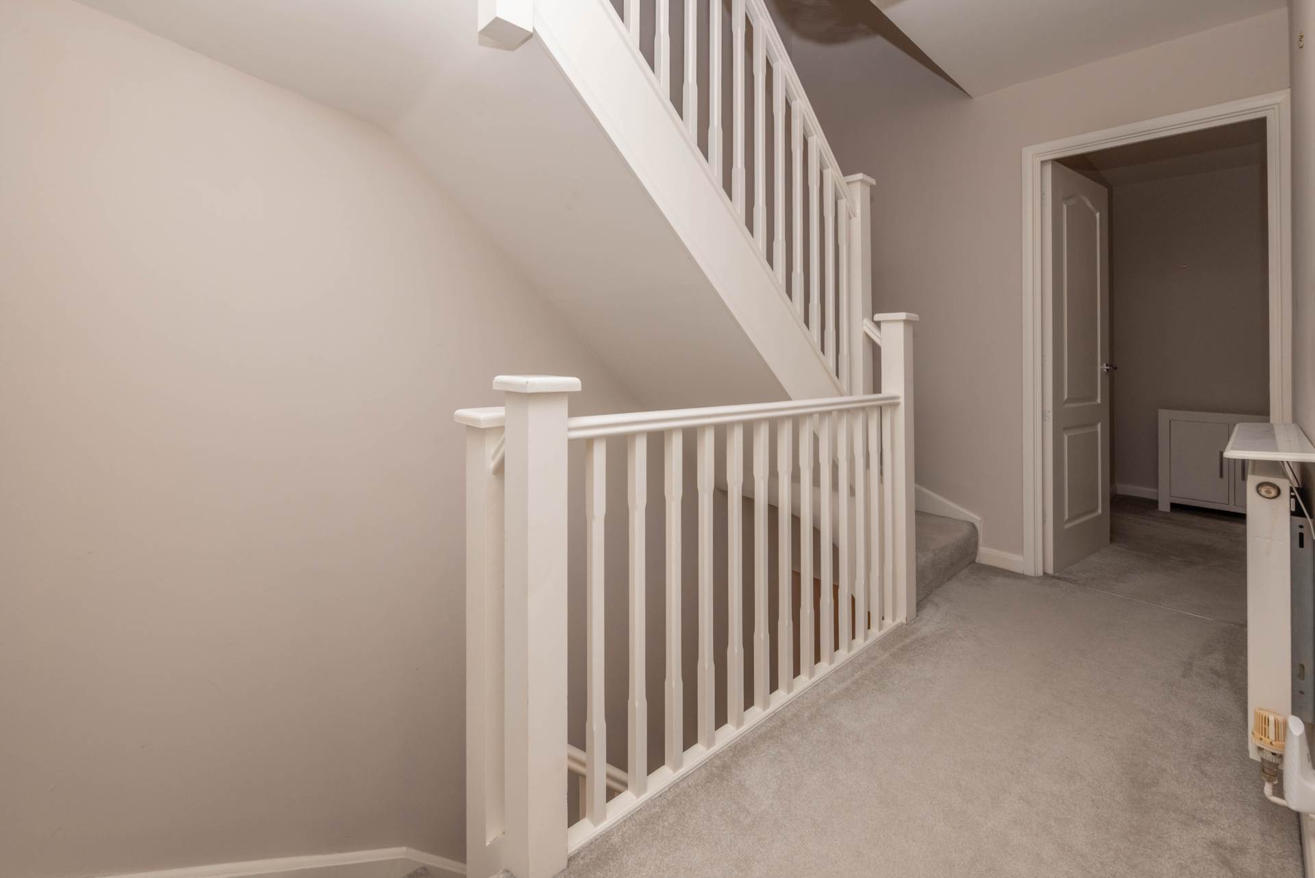 Additional Property Image 4 bedroom Terraced for sale in Faversham 8