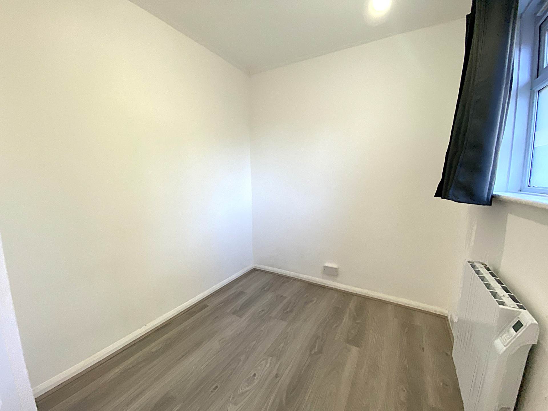 Additional Property Image 2 bedroom Flat to rent in Canterbury 5