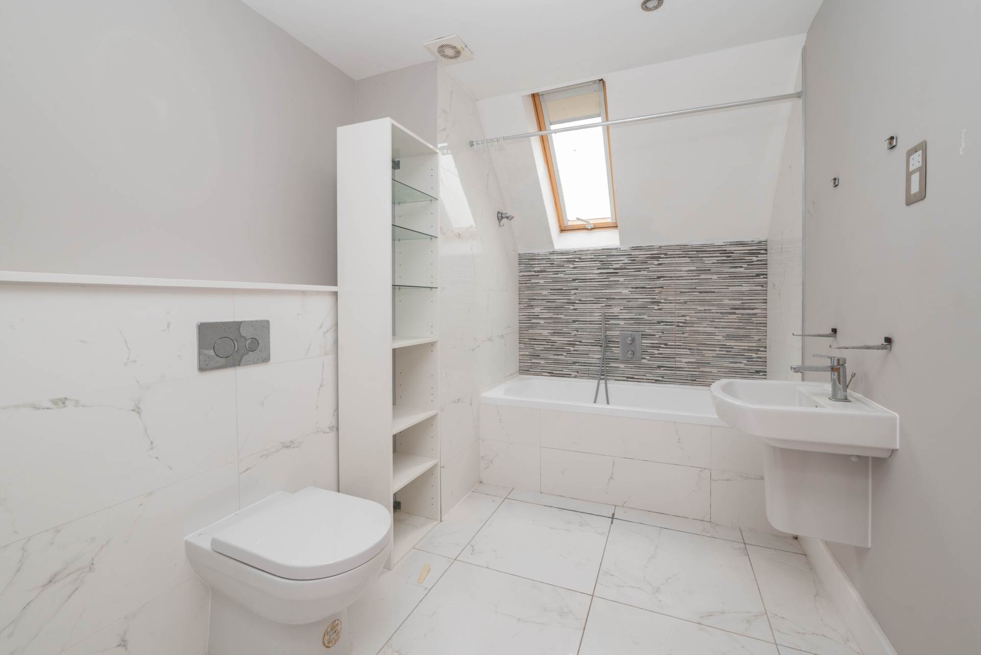 Additional Property Image 4 bedroom Apartment for sale in Canterbury 15