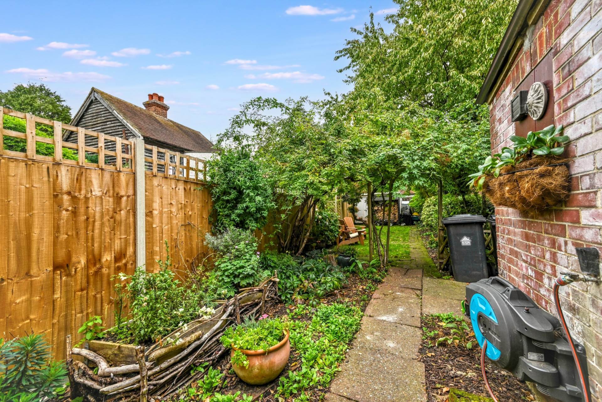Additional Property Image 2 bedroom Cottage for sale in Canterbury 14
