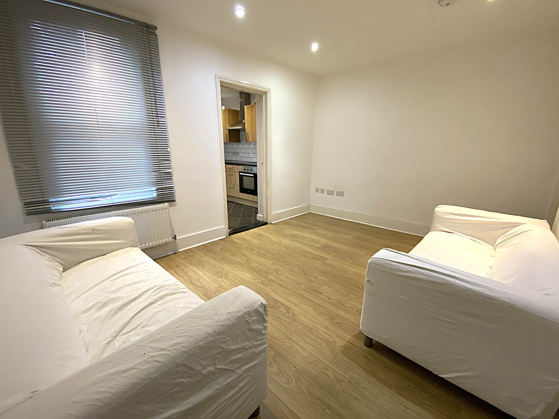 Additional Property Image 3 bedroom Terraced to rent in Canterbury 3