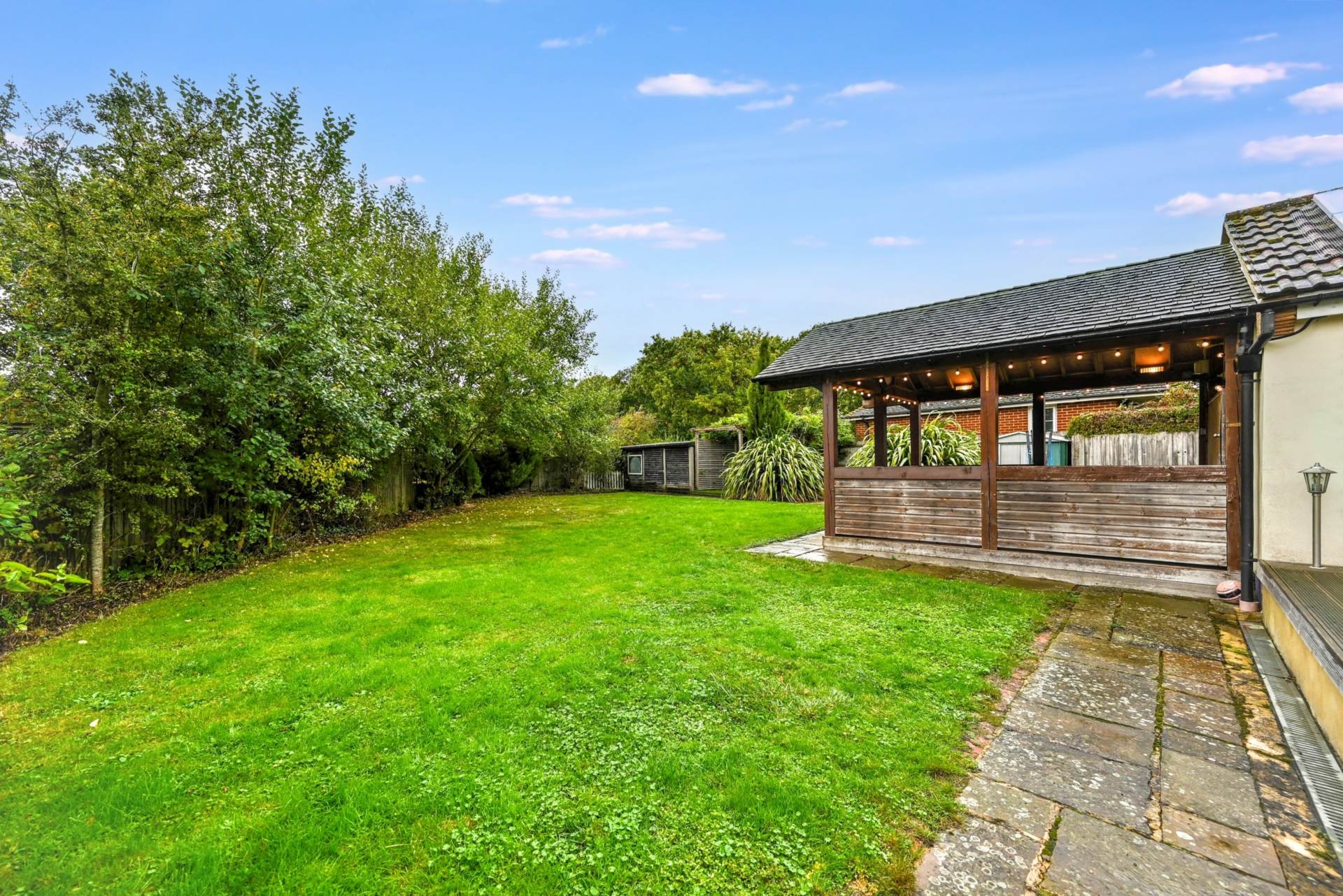 Additional Property Image 4 bedroom Detached for sale in Canterbury 16