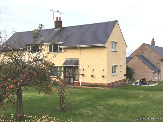 3 bedroom Semi Detached to rent in Holywell