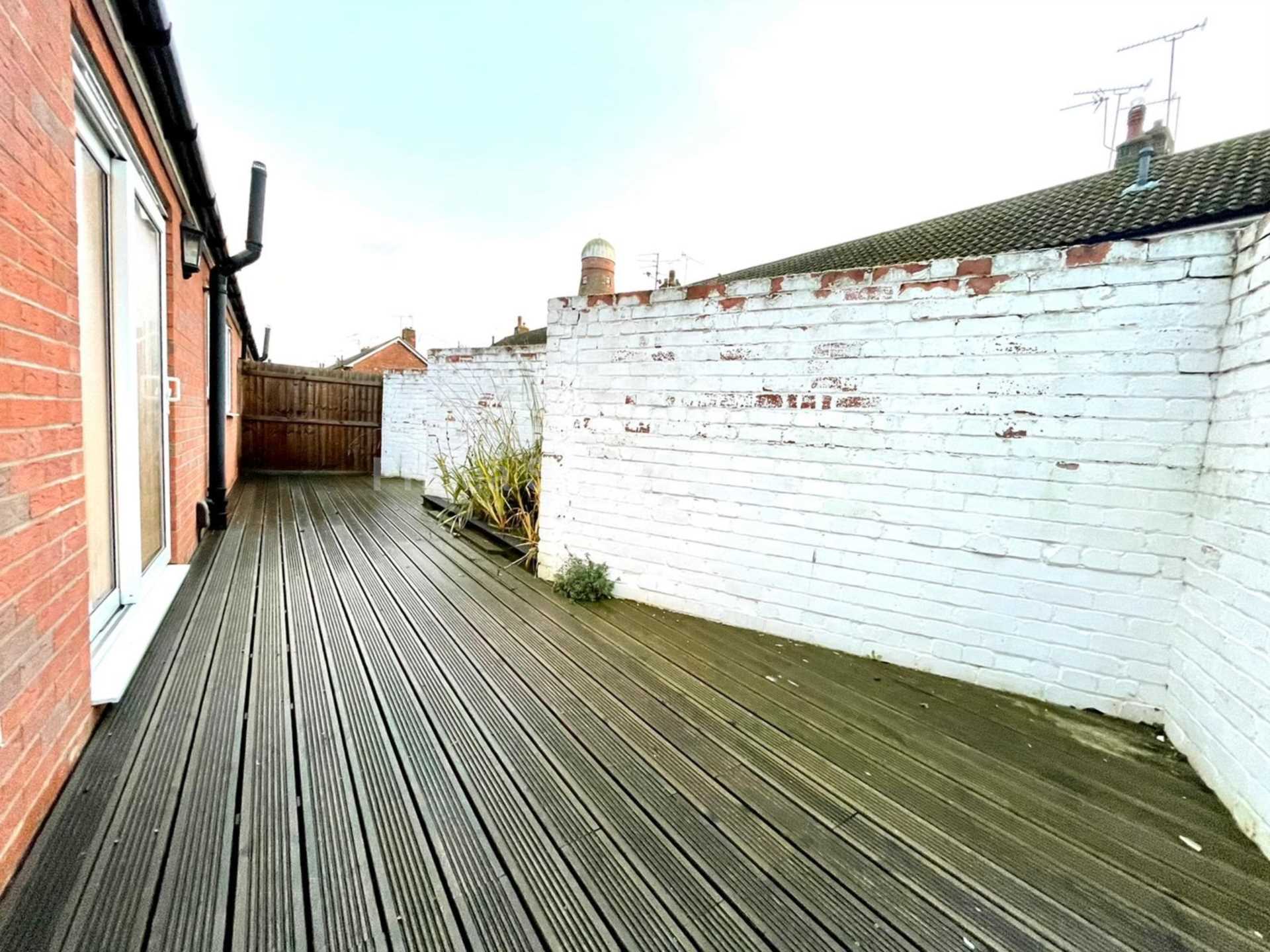 Additional Property Image 2 bedroom Bungalow to rent in Lincoln 9