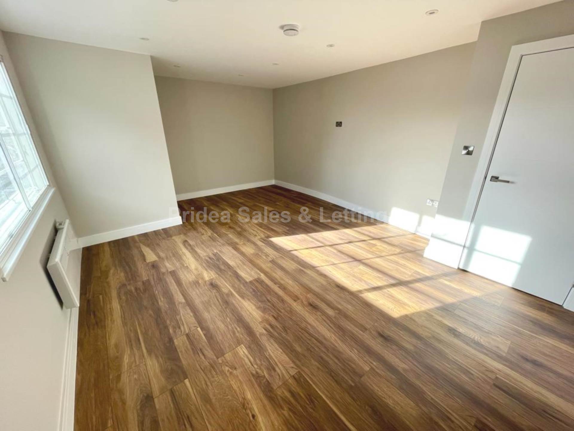 Additional Property Image 2 bedroom Penthouse to rent in Lincoln 2