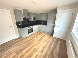 2 bedroom Penthouse to rent in Lincoln