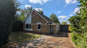 2 bedroom Detached Bungalow for sale in Woodhall Spa