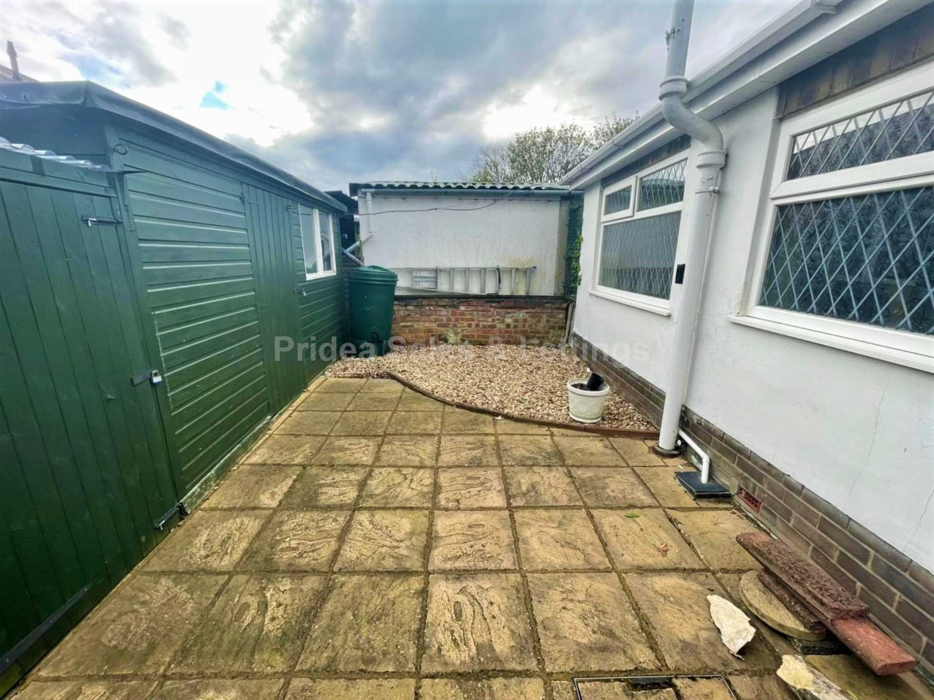 Additional Property Image 2 bedroom Detached Bungalow for sale in Lincoln 21