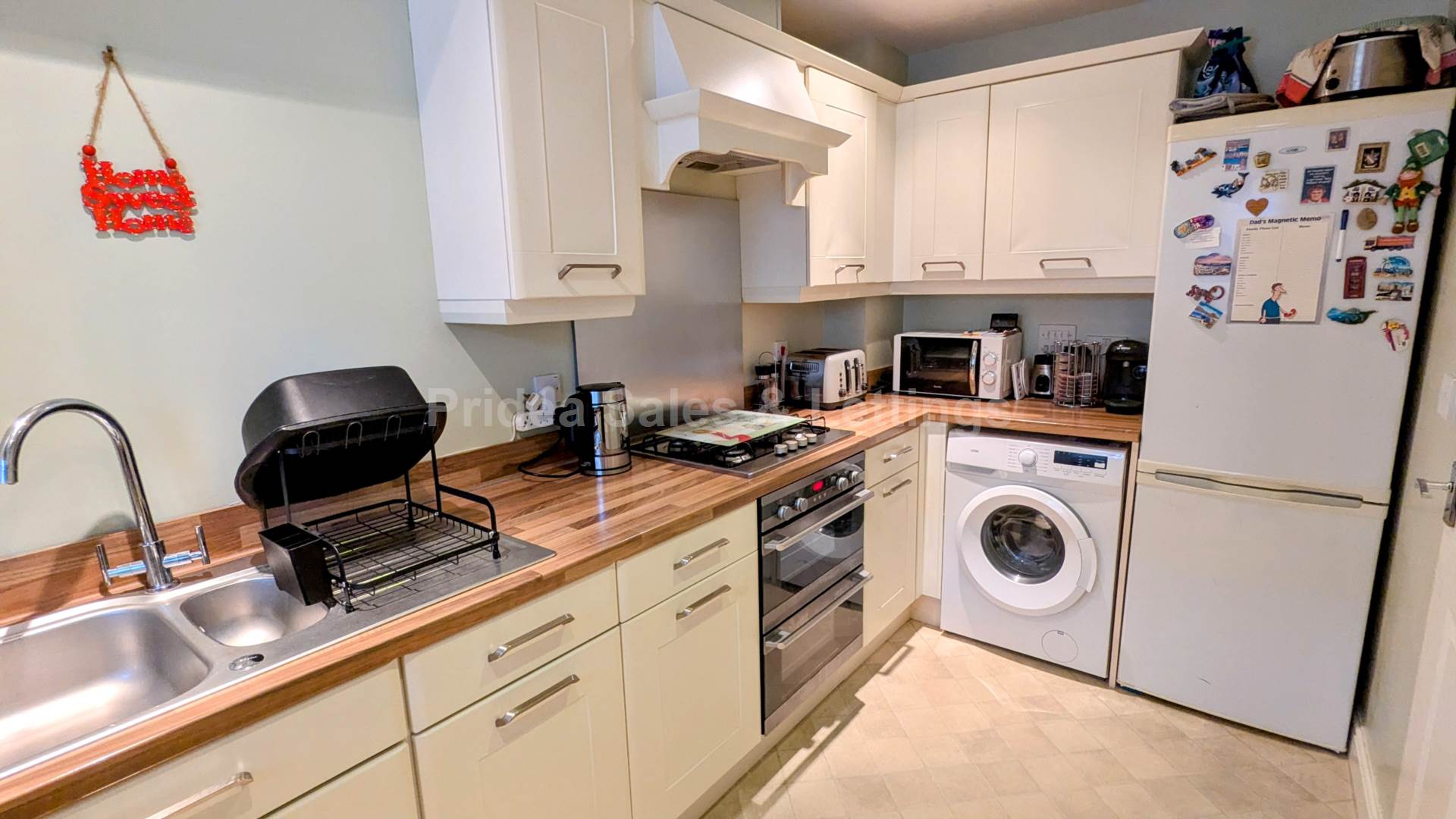 Additional Property Image 3 bedroom Town House for sale in Lincoln 4