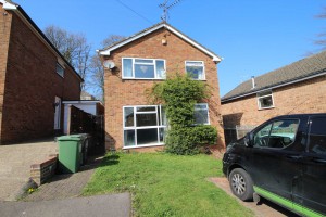 4 bedroom Detached to rent in Hemel Hempstead