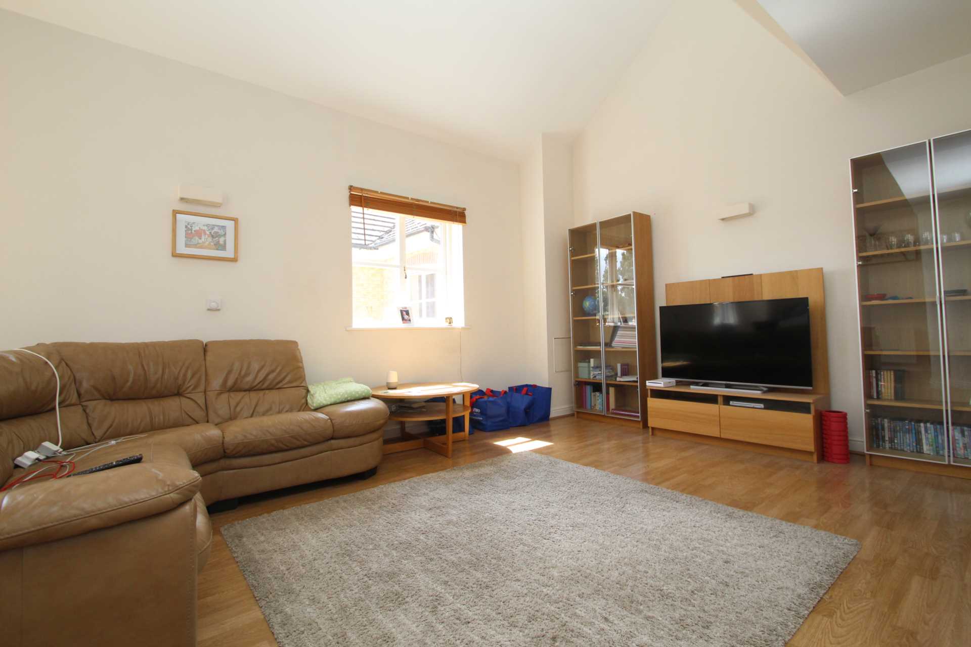 Additional Property Image 3 bedroom Apartment to rent in Hemel Hempstead 2