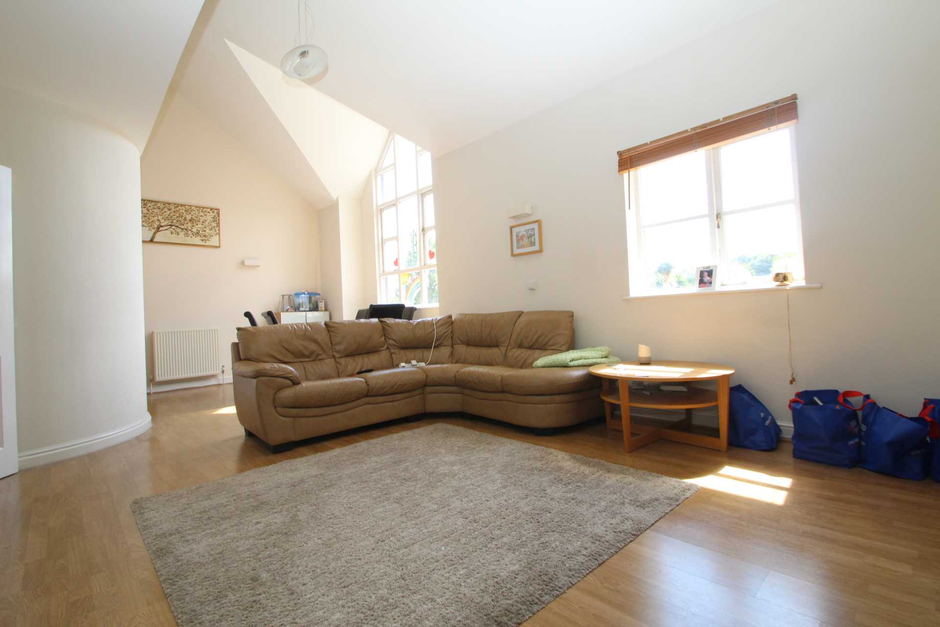 Additional Property Image 3 bedroom Apartment to rent in Hemel Hempstead 3