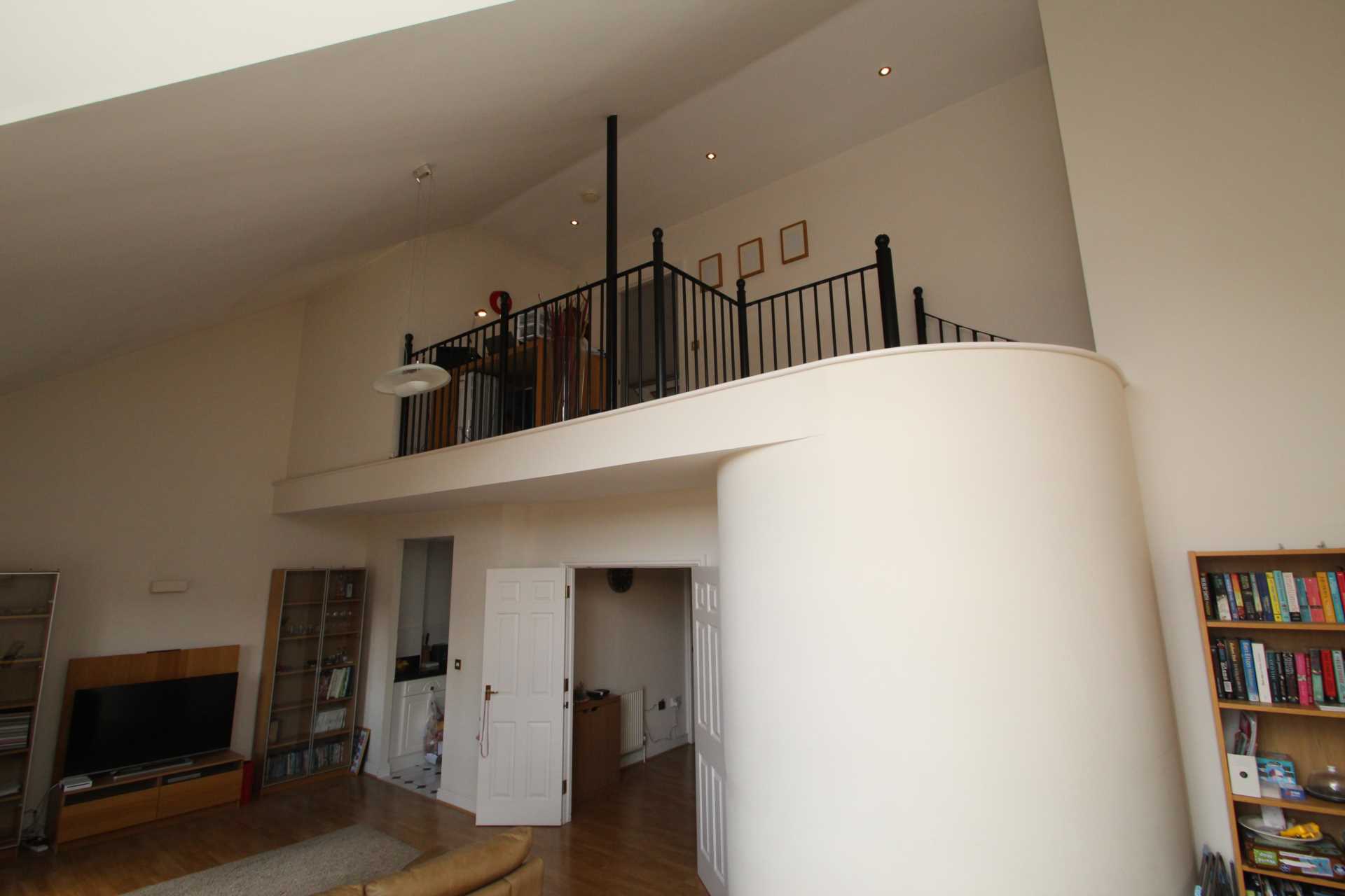 Additional Property Image 3 bedroom Apartment to rent in Hemel Hempstead 7