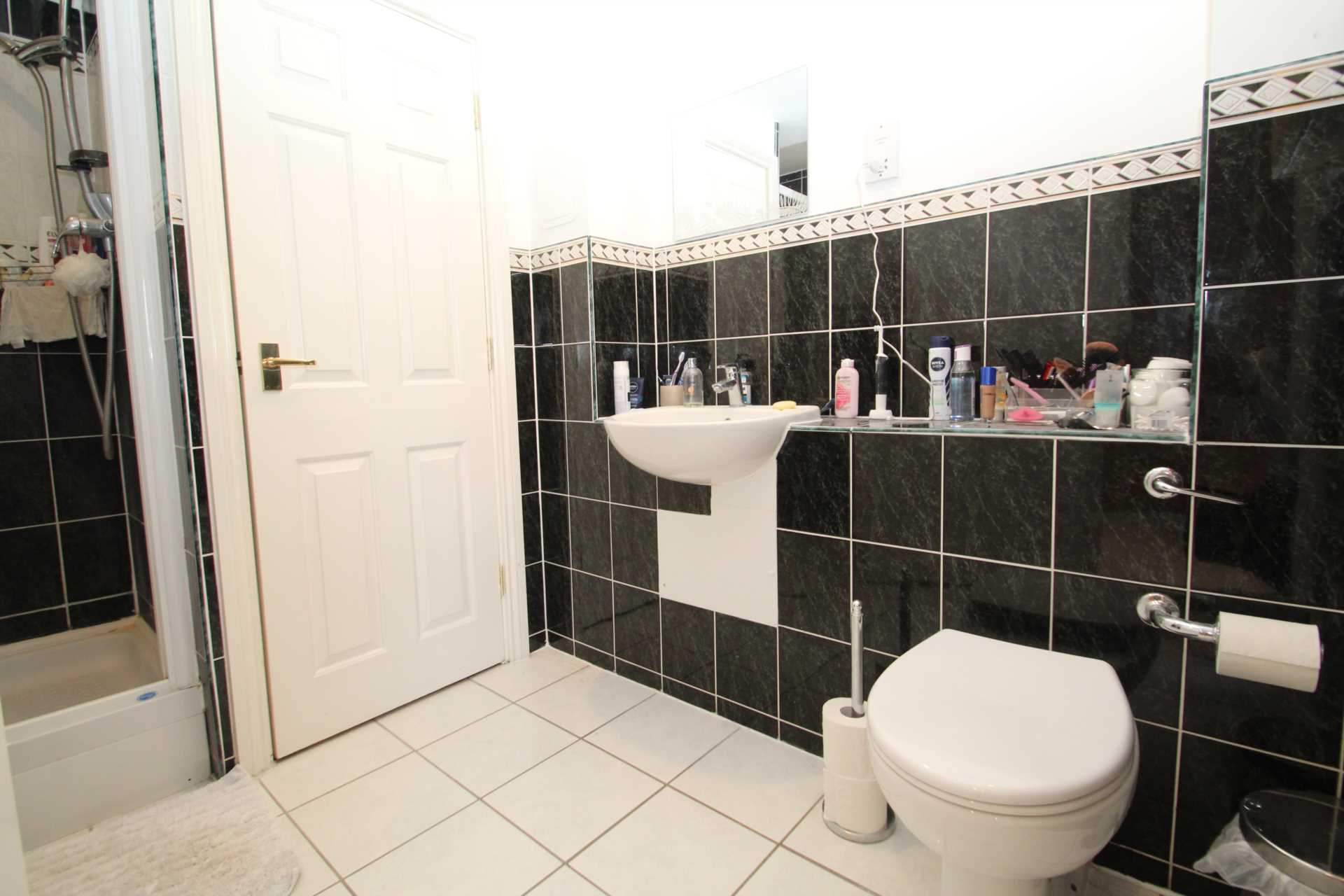 Additional Property Image 3 bedroom Apartment to rent in Hemel Hempstead 15