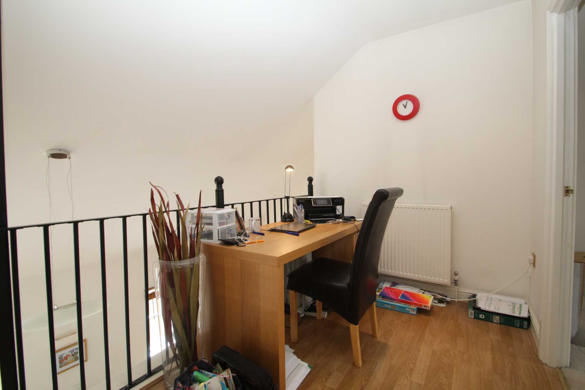 Additional Property Image 3 bedroom Apartment to rent in Hemel Hempstead 16