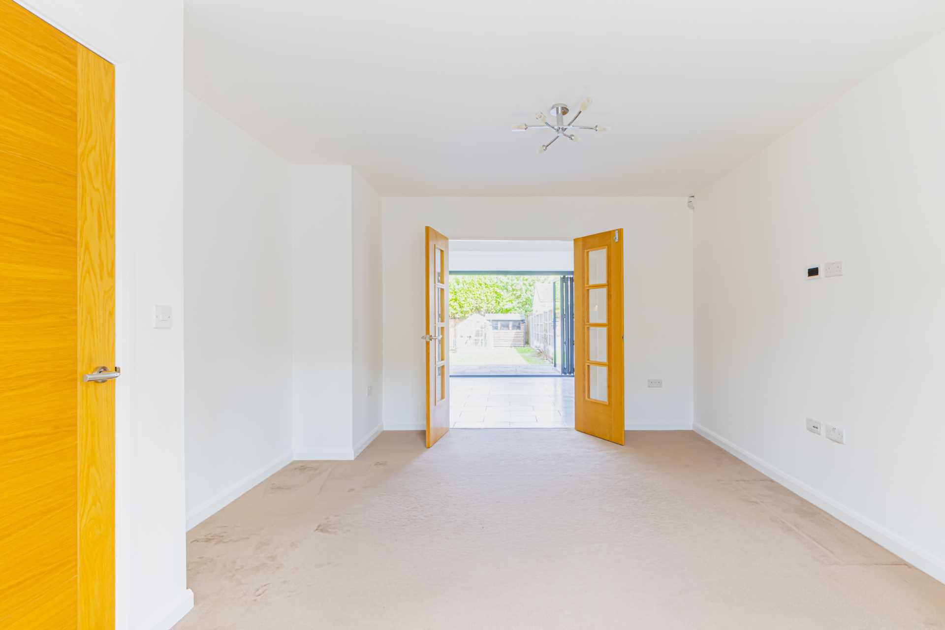 Additional Property Image 4 bedroom Semi Detached to rent in Hemel Hempstead 7