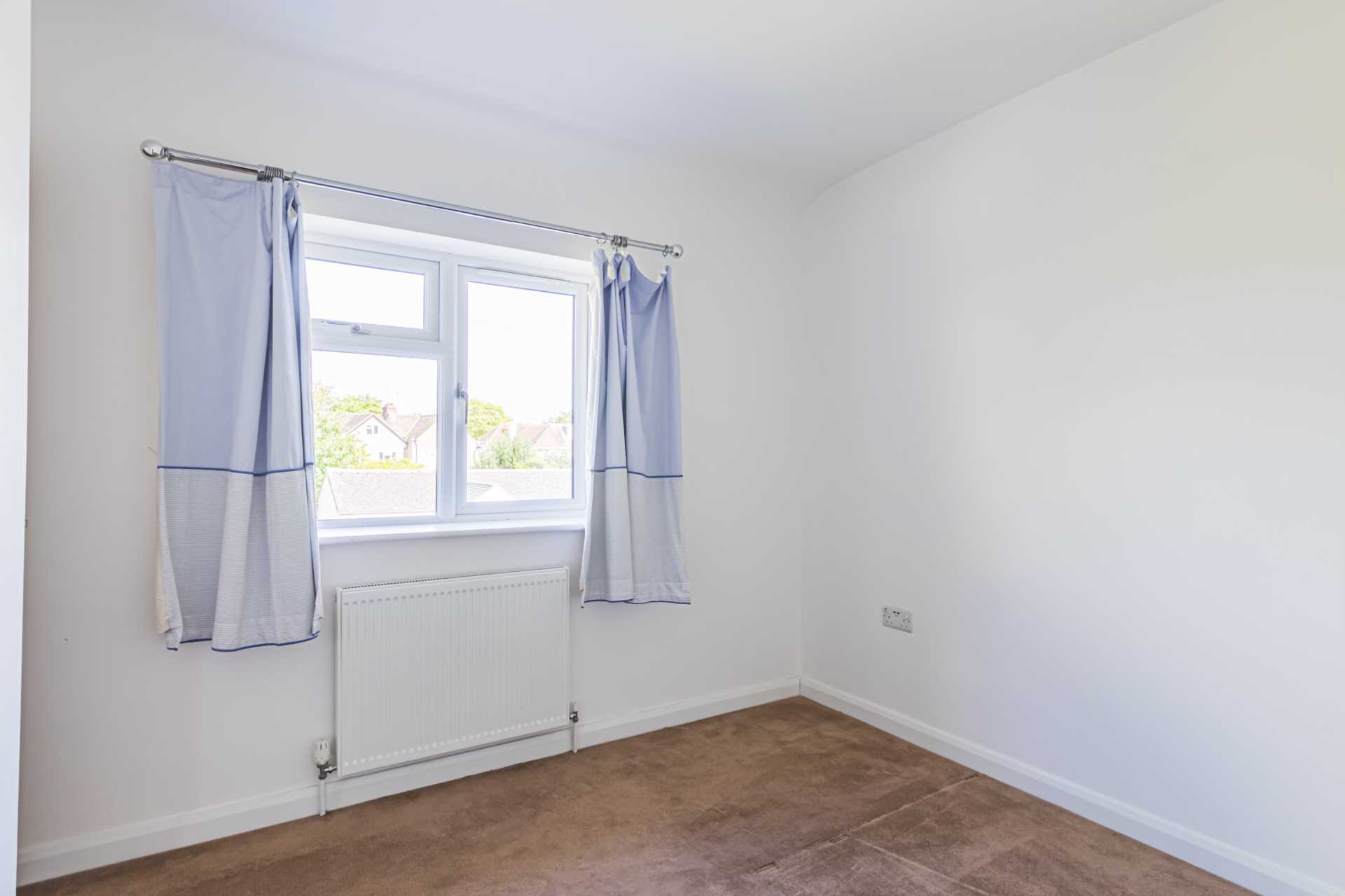 Additional Property Image 4 bedroom Semi Detached to rent in Hemel Hempstead 12