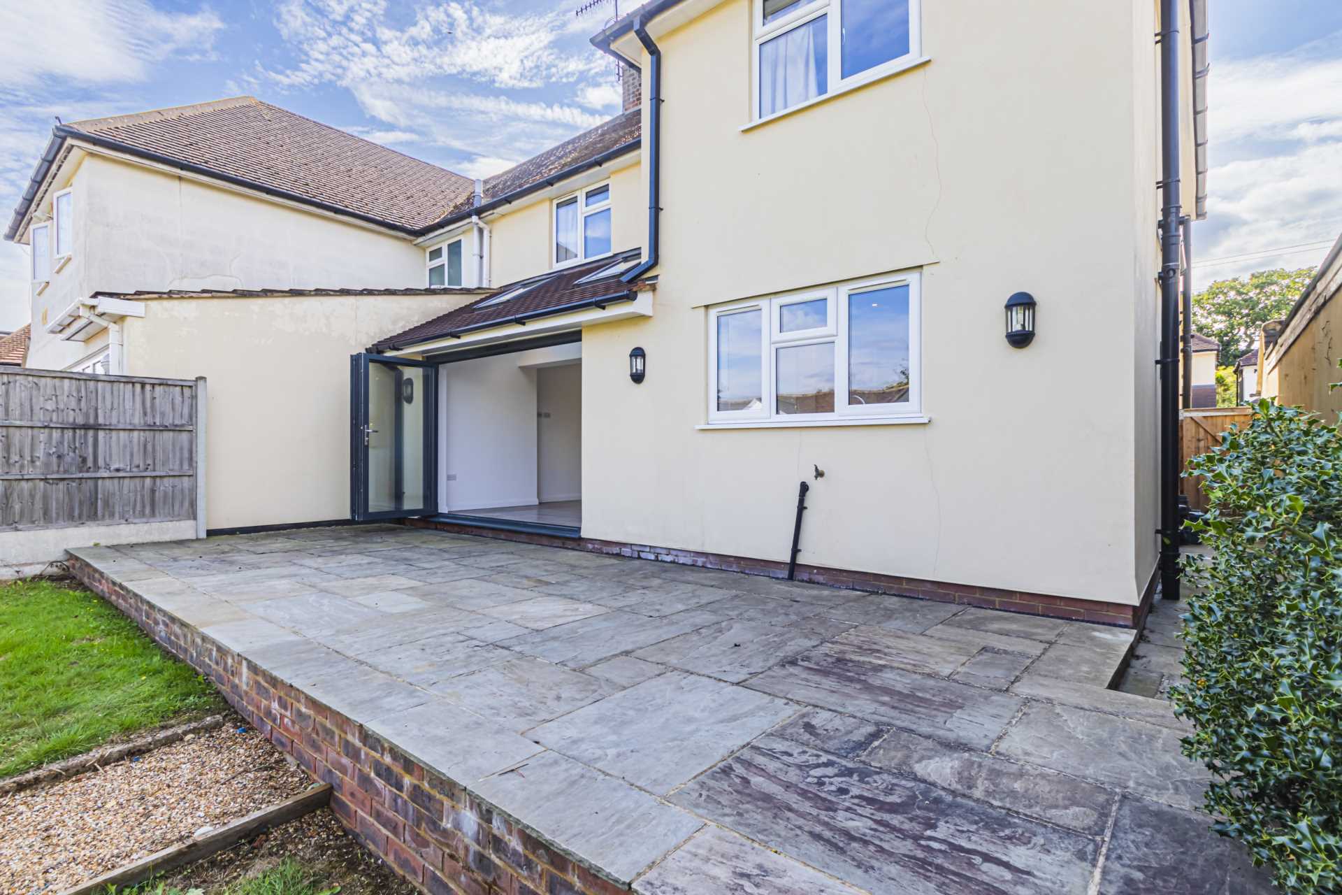 Additional Property Image 4 bedroom Semi Detached to rent in Hemel Hempstead 22