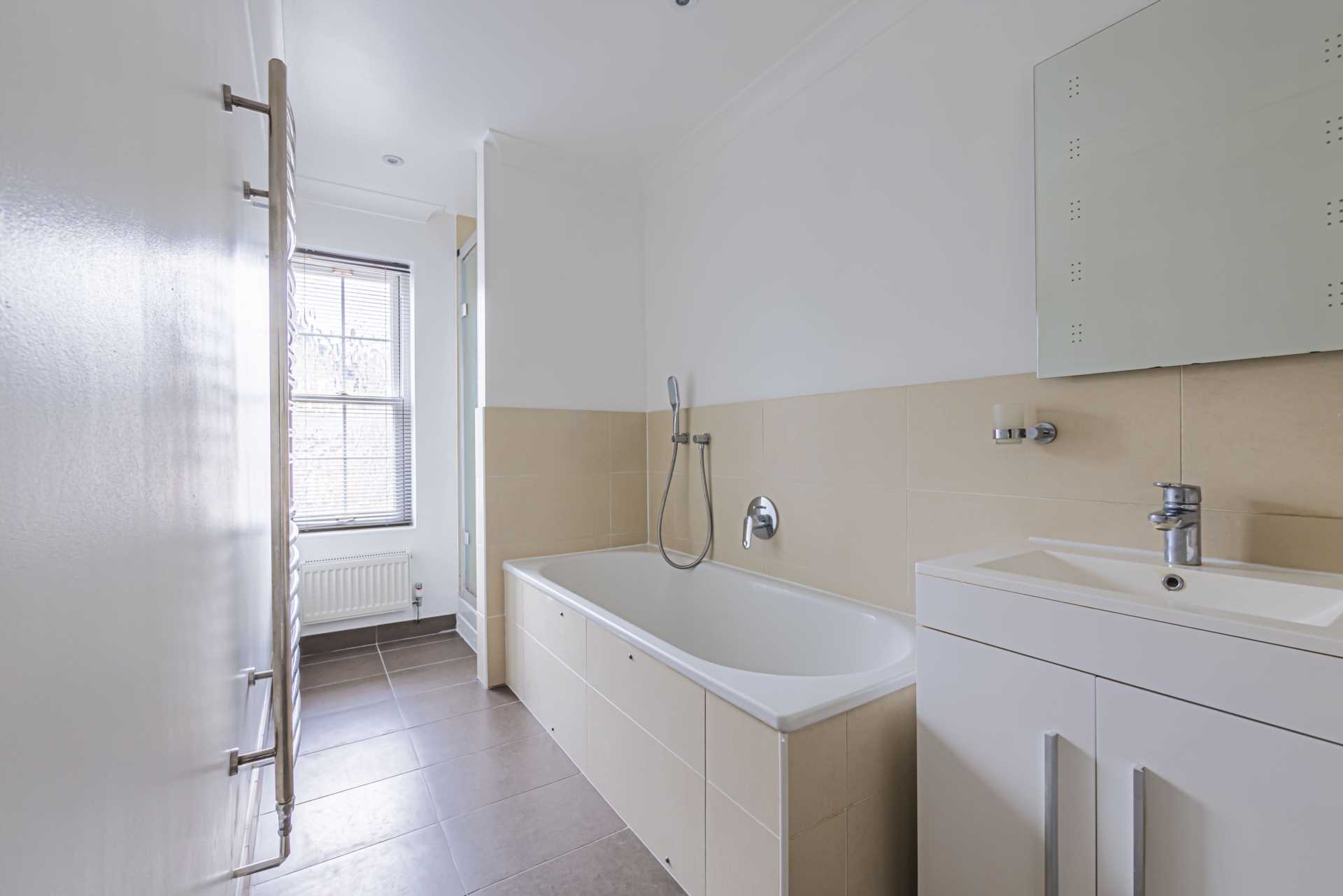 Additional Property Image 4 bedroom Detached to rent in Hemel Hempstead 10