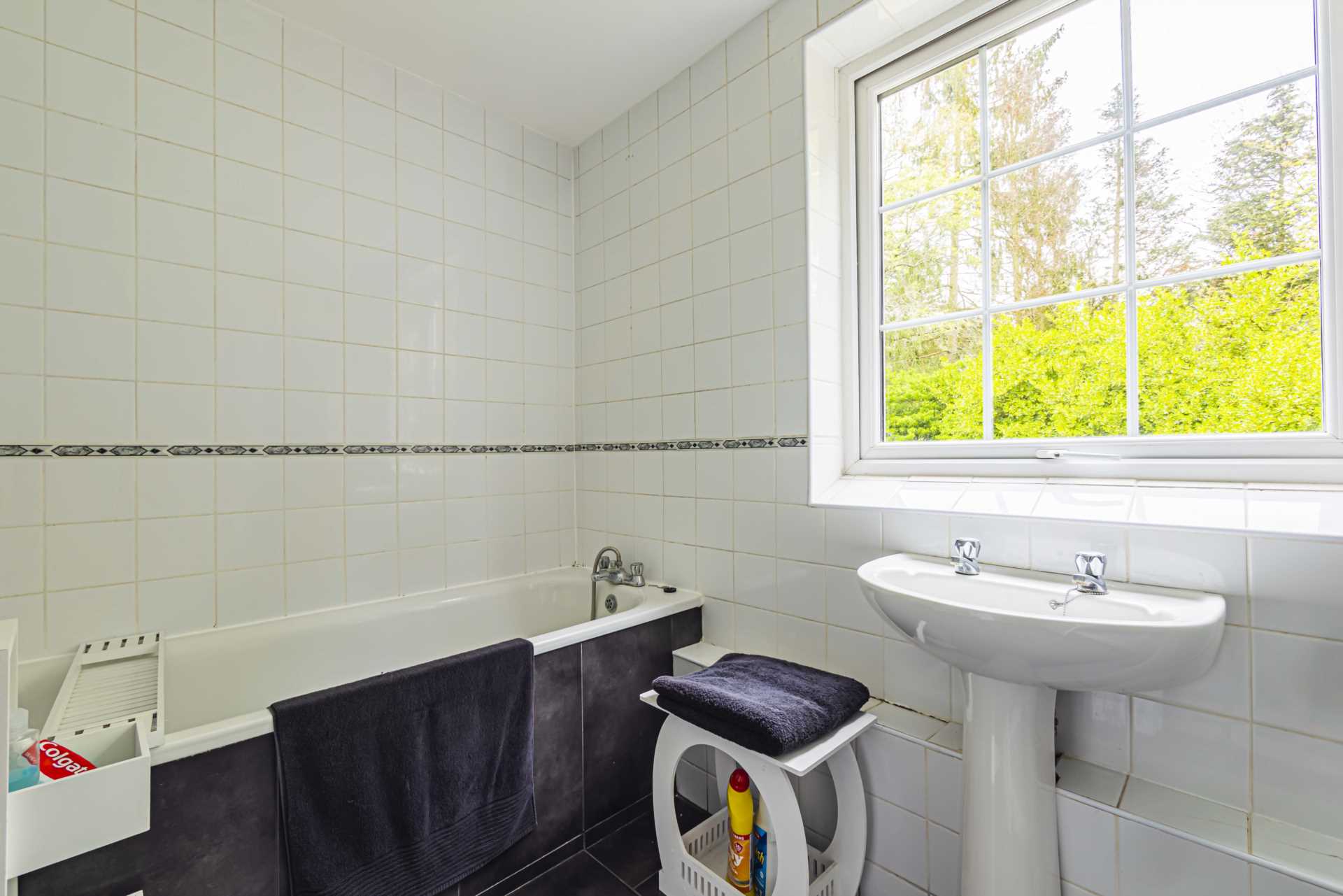 Additional Property Image 3 bedroom Detached to rent in Hemel Hempstead 12
