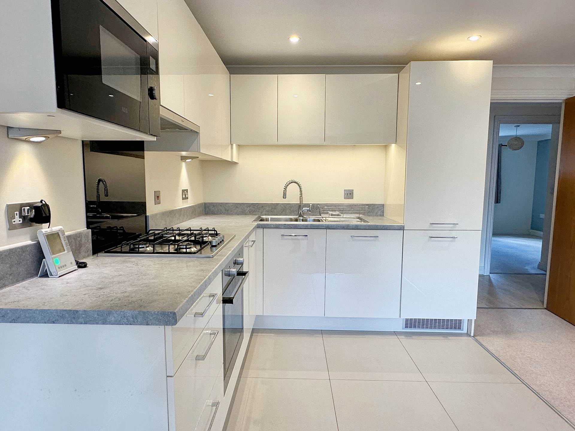 Additional Property Image 2 bedroom Apartment to rent in Hemel Hempstead 2