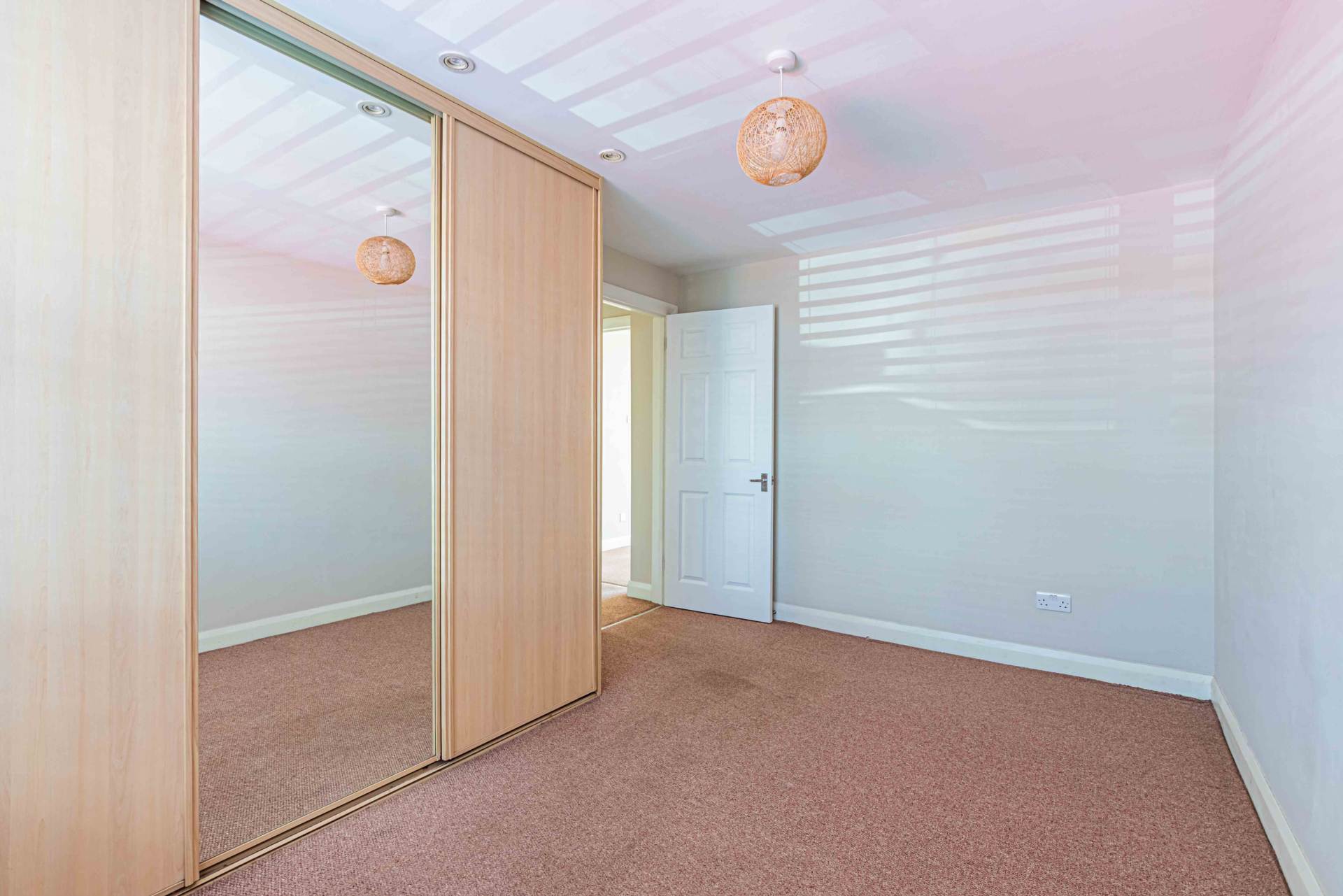 Additional Property Image 2 bedroom Apartment to rent in Hemel Hempstead 6