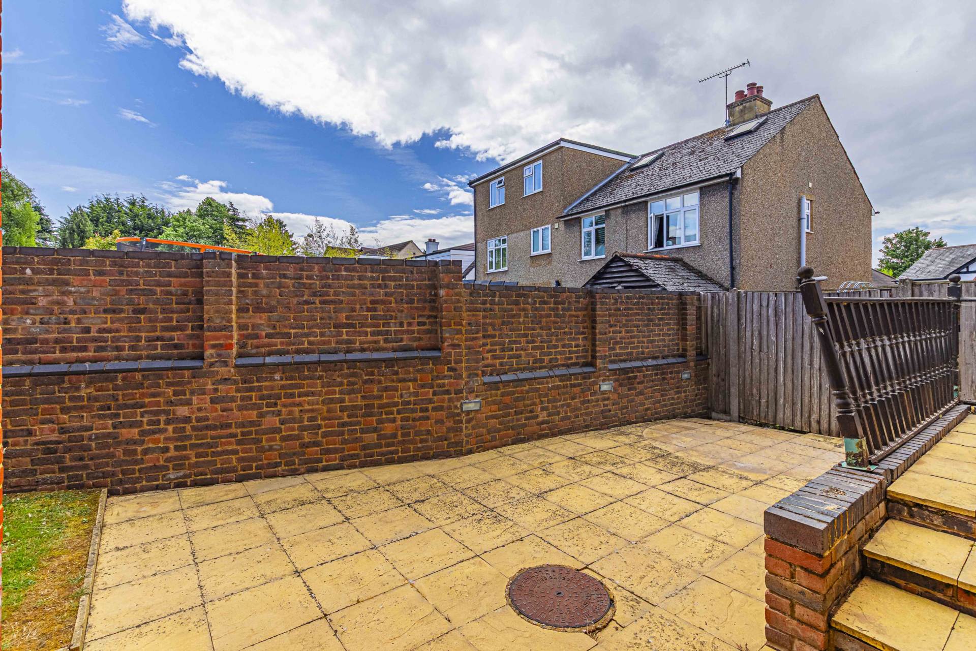 Additional Property Image 2 bedroom Apartment to rent in Hemel Hempstead 11
