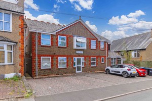 2 bedroom Apartment to rent in Hemel Hempstead