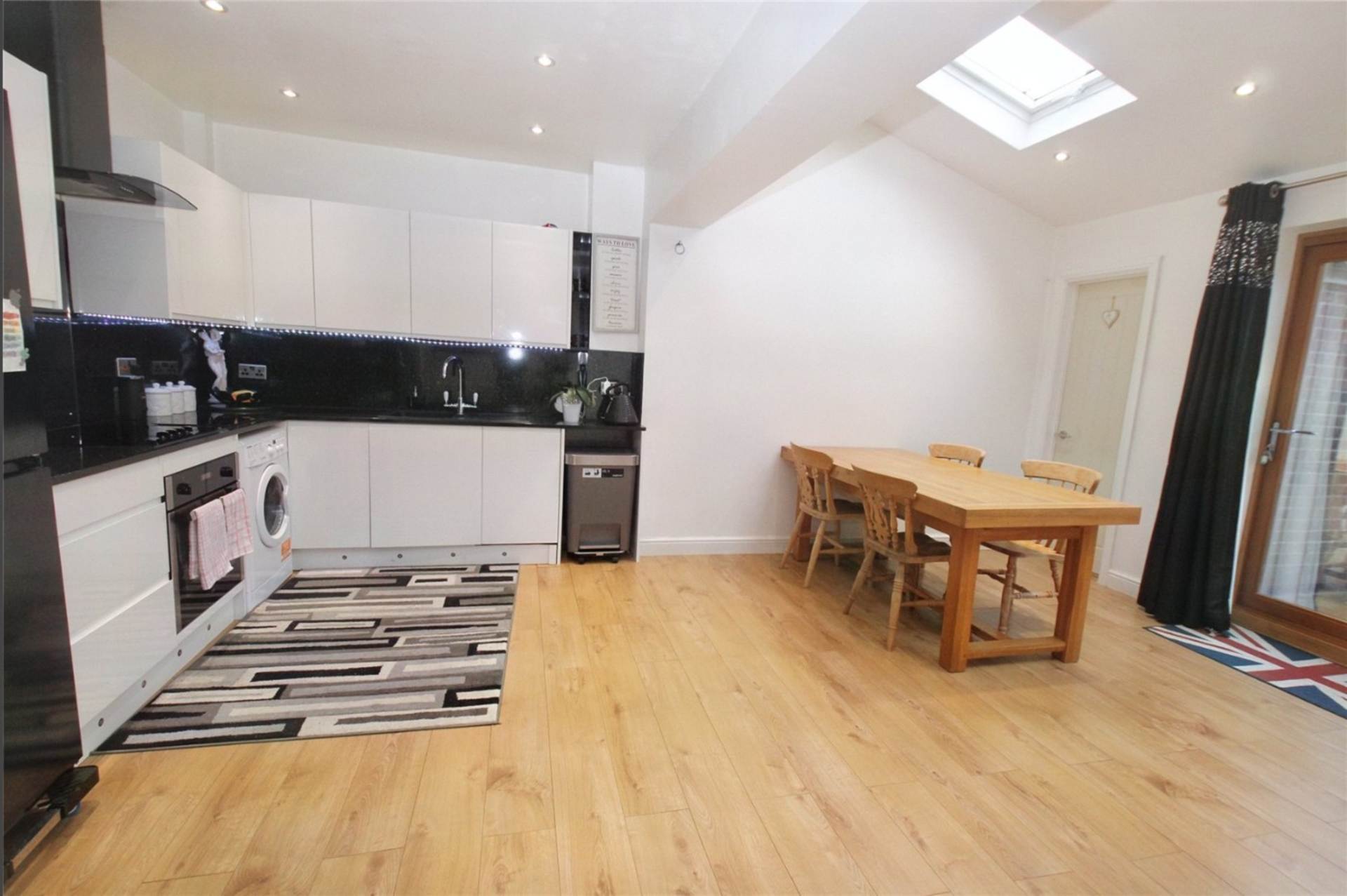 Additional Property Image 3 bedroom Terraced to rent in Hemel Hempstead 3