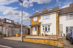 5 bedroom Semi Detached to rent in Hemel Hempstead