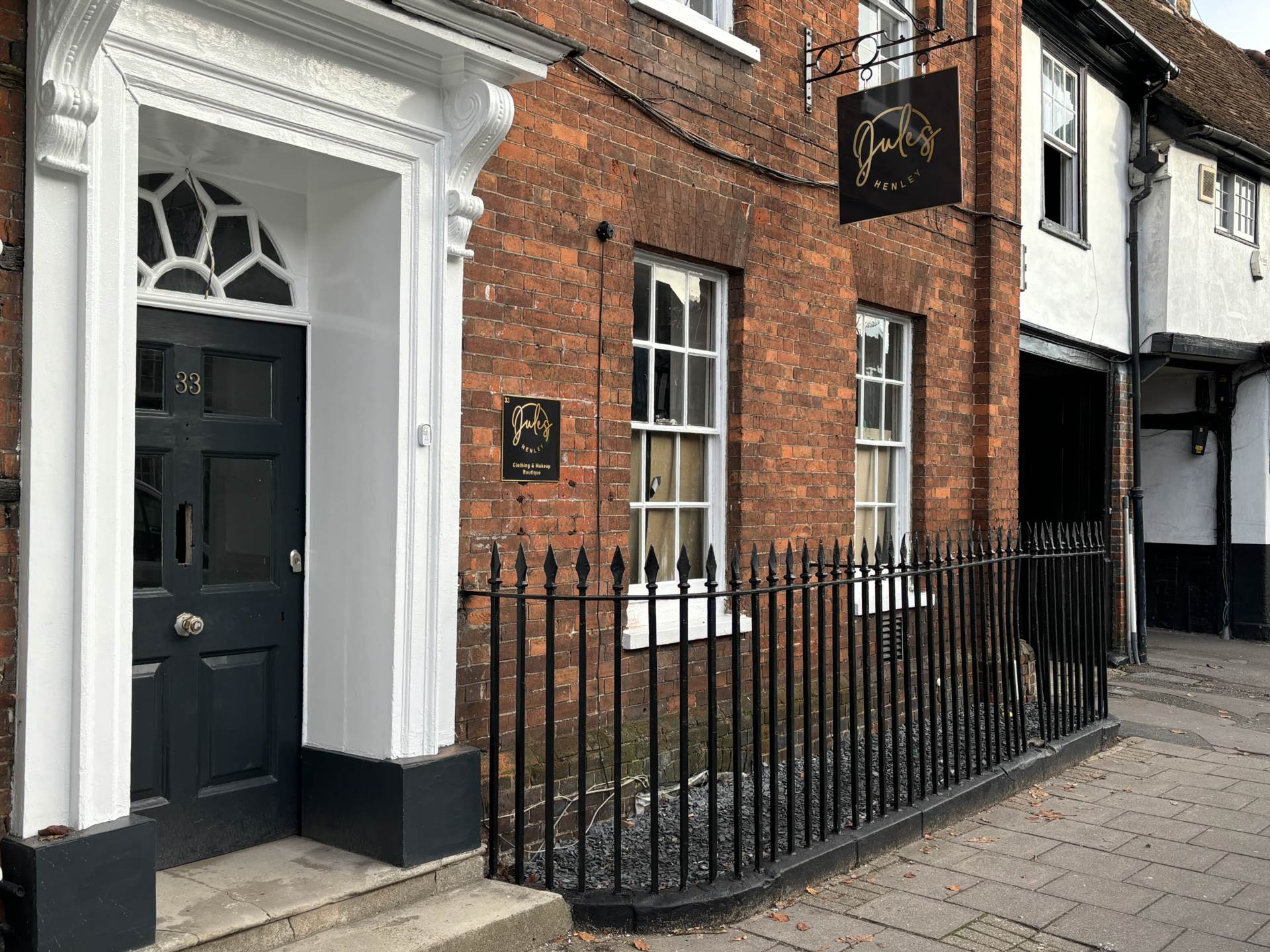 Additional Property Image 1 bedroom Studio for sale in Henley On Thames 2
