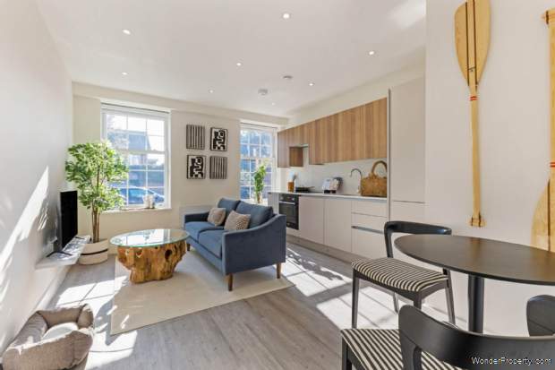 Additional Property Image 1 bedroom Apartment for sale in Marlow 2