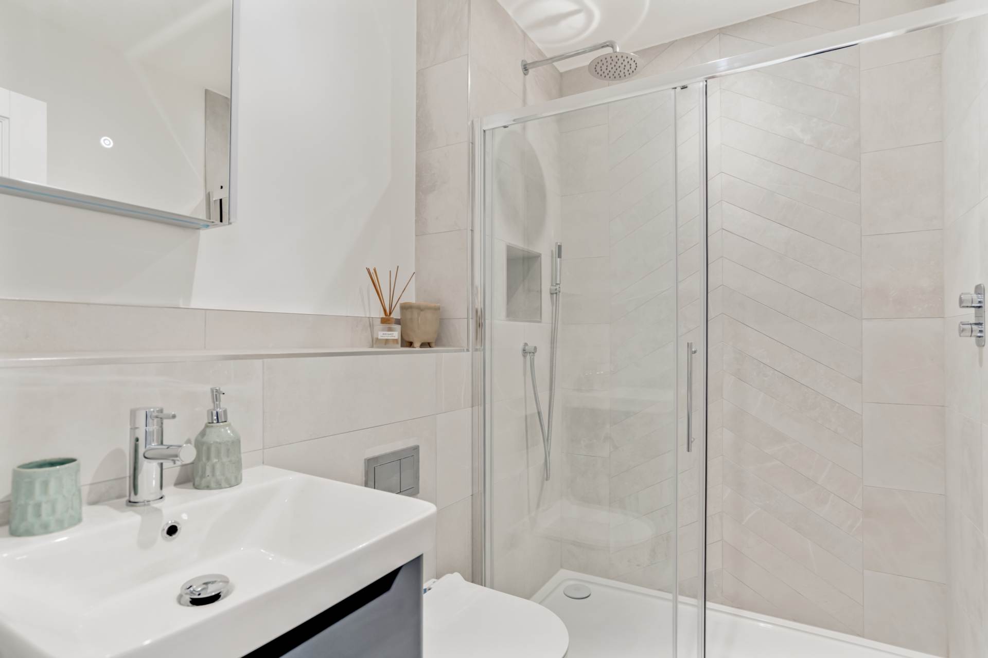 Additional Property Image 3 bedroom Maisonette for sale in Marlow 31