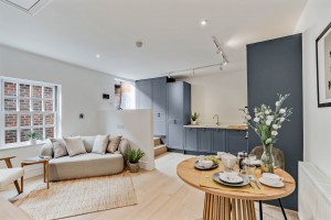 3 bedroom Maisonette for sale in Marlow