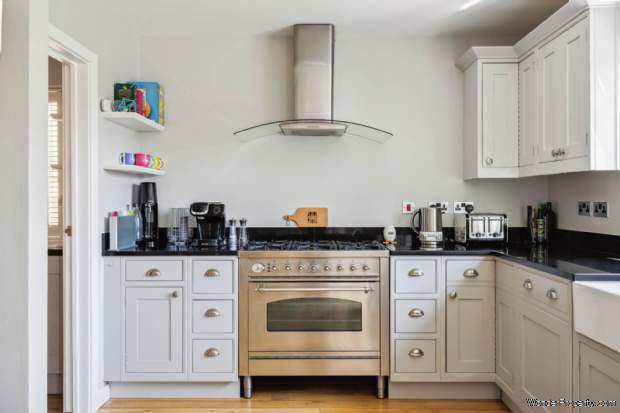 Additional Property Image 4 bedroom Detached for sale in Henley On Thames 20