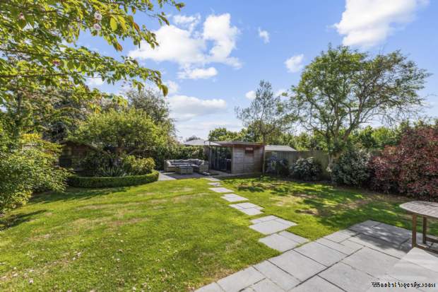 Additional Property Image 4 bedroom Detached for sale in Henley On Thames 6