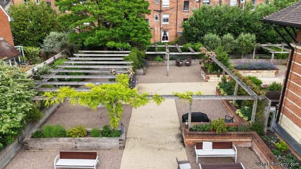 Additional Property Image 1 bedroom Apartment for sale in Henley On Thames 12
