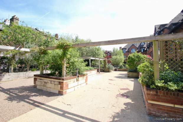 Additional Property Image 1 bedroom Apartment for sale in Henley On Thames 13