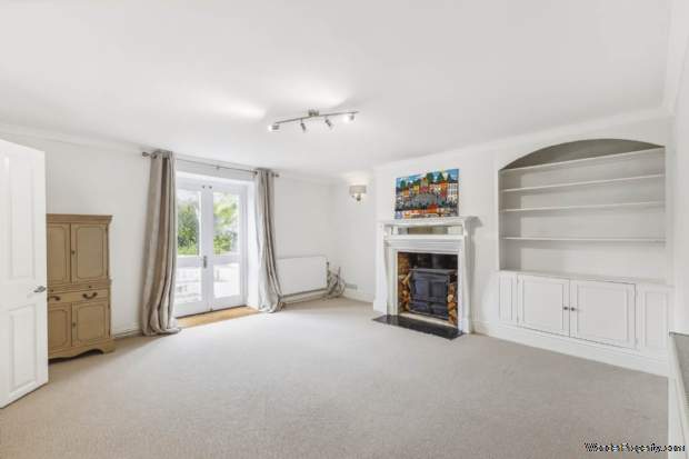Additional Property Image 2 bedroom Flat for sale in Henley On Thames 5