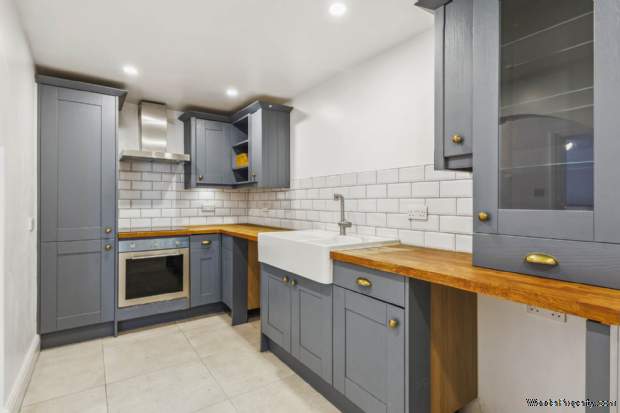 Additional Property Image 2 bedroom Flat for sale in Henley On Thames 9